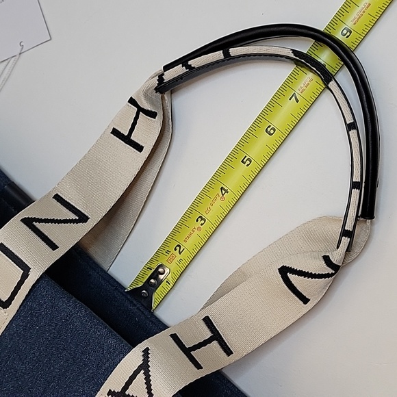 NWT Halston Denim Blue Canvas Tote Bag With Crossbody Strap - Picture 14 of 17